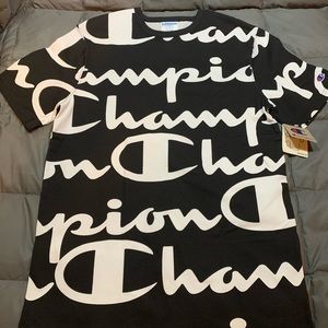 Champion Heritage Tee Large